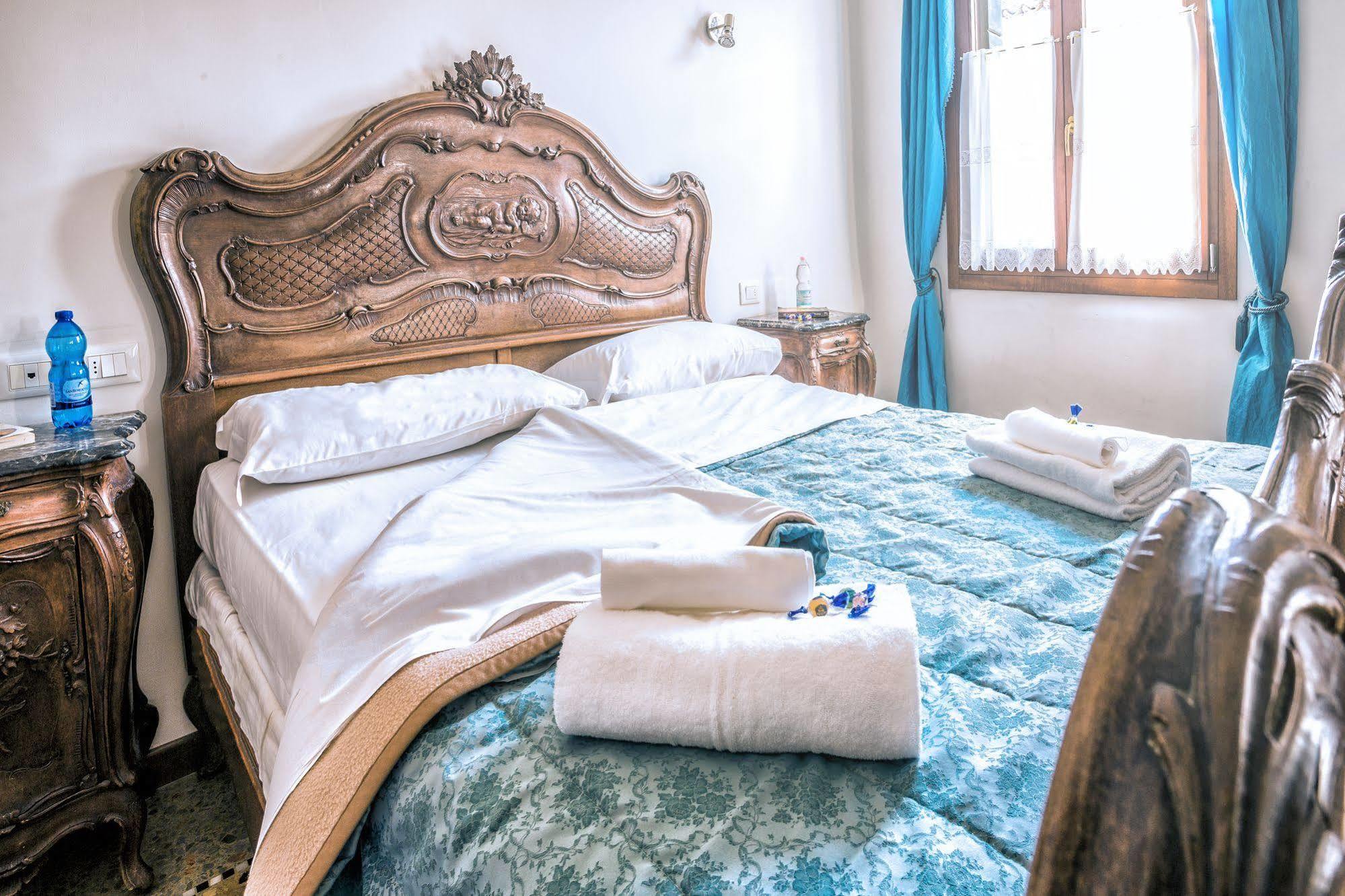 Locanda Bareteri Venezia Esterno foto
